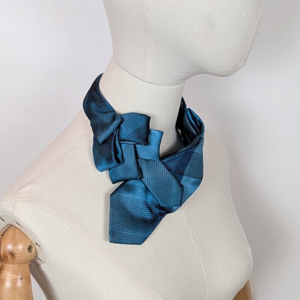 NEW Ogsplosh Women's Ascot Scarf Teal Short - Picture 6 of 7